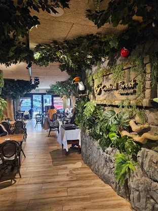 Restaurant Central Forest