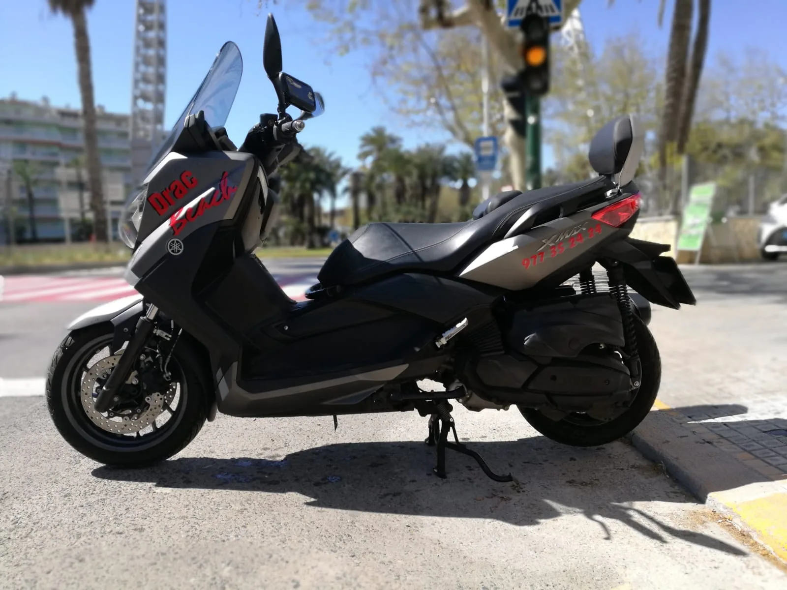 300 / 400cc maxi scooter